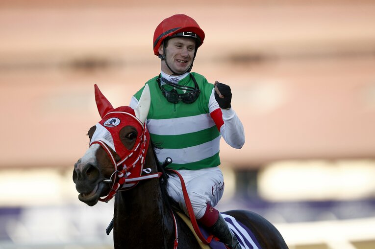 ディスタフを制したマルシュロレーヌと鞍上のマーフィー騎手