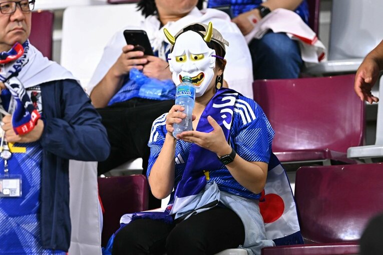 日本戦に訪れたファン　©Takuya Kaneko/JMPA