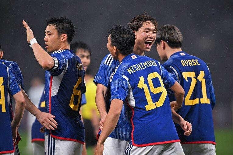 最終ラインから板倉も駆けつける　©︎Takuya Kaneko/JMPA