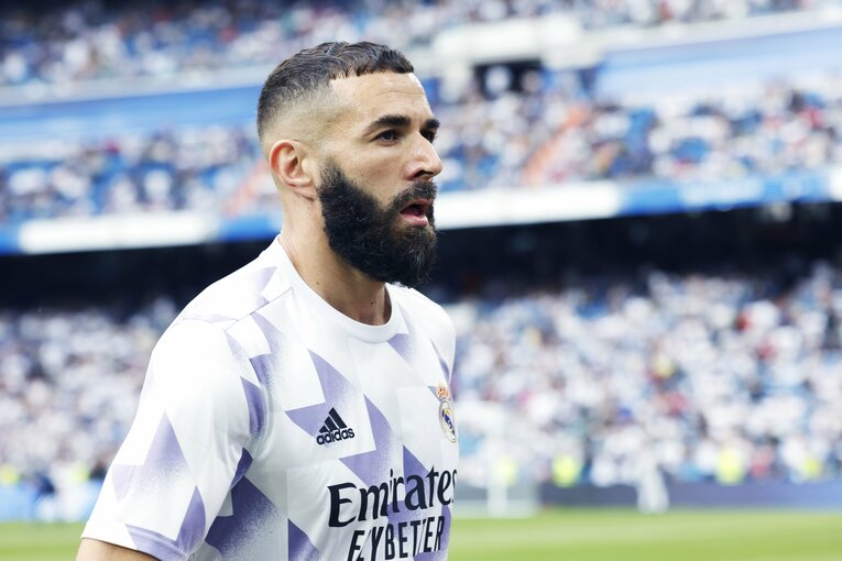 バルサの「タレント頼みで大雑把な攻撃＋脆いDFライン」危機的な不甲斐なさ… “盤石マドリーと明暗くっきりクラシコ”を撮った(9)