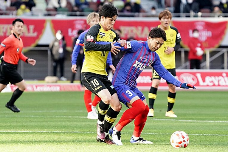 アンカーで安定したプレーぶりだった森重(c)Getty Images