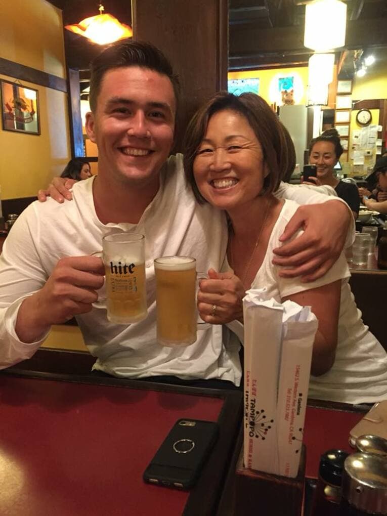 ヌートバーと母のクミさん　写真=母クミさん提供