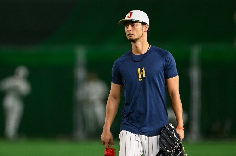 第2戦の韓国戦に先発予定のダルビッシュ有。因縁の相手・韓国では優しいファン対応でも話題に。本記事では、本当の“サムライ評”をお届けする ／ photograph by Nanae Suzuki