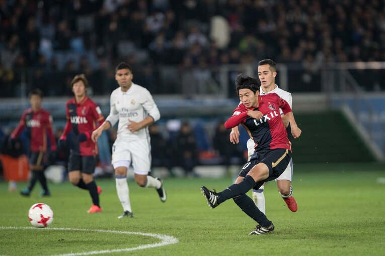 2016年クラブW杯、レアル・マドリー戦での衝撃ミドル弾（2／4）　©Sports Graphic Number