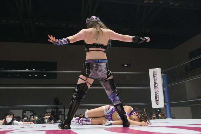 「年間ベストバウトだ！」スターダム地方大会に海外も熱狂…キッドvs.AZM、ハイスピードの“黄金カード”はいかに生まれたか？(28)