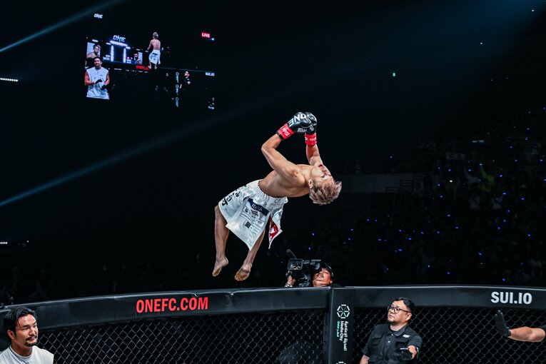武尊vs.デニス・ピューリック。11月16日、有明アリーナ　©ONE Championship
