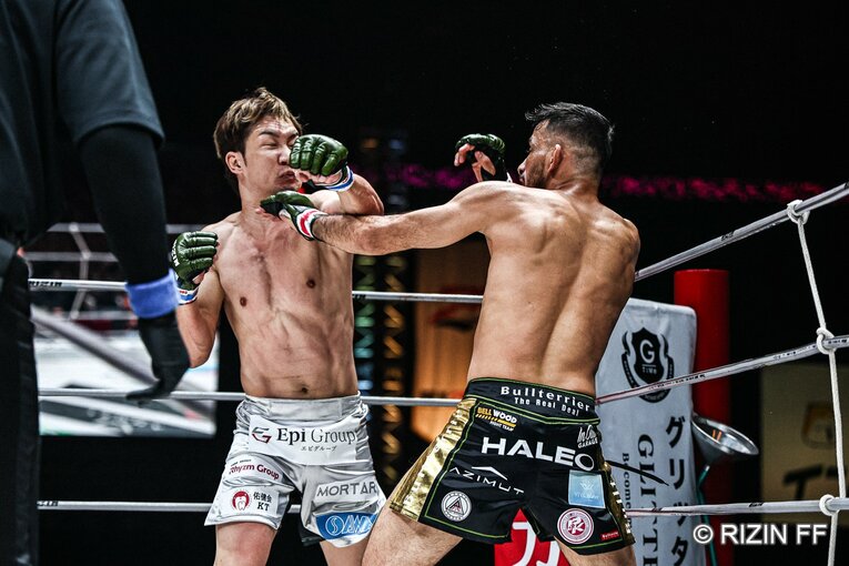 『超RIZIN.4』朝倉未来vs.クレベル・コイケ　©RIZIN FF