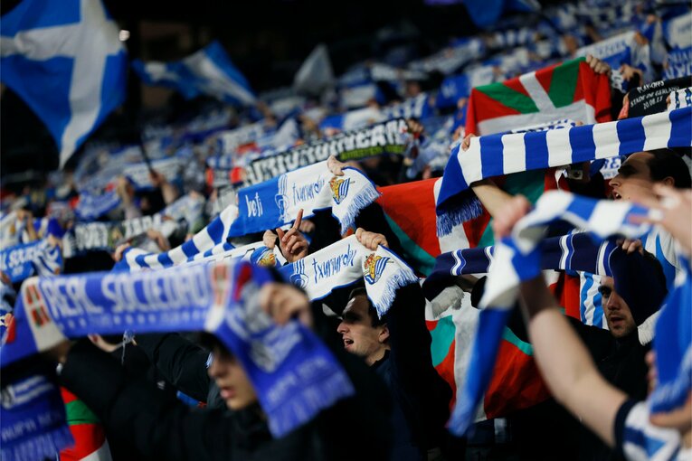 久保建英22歳が“3つ上の怪物”エムバペに屈し、親友イ・ガンインとハグ「信じてくれる限り…」初CL終幕も、撮影カメラマンは希望を見た(13)