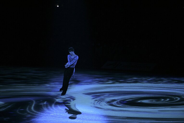 「1番、羽生結弦さん」“企画もプロデュースも出演も”羽生結弦…記者が驚いたプロ初のアイスショーの中身「まさか90分を1人で…」(100)