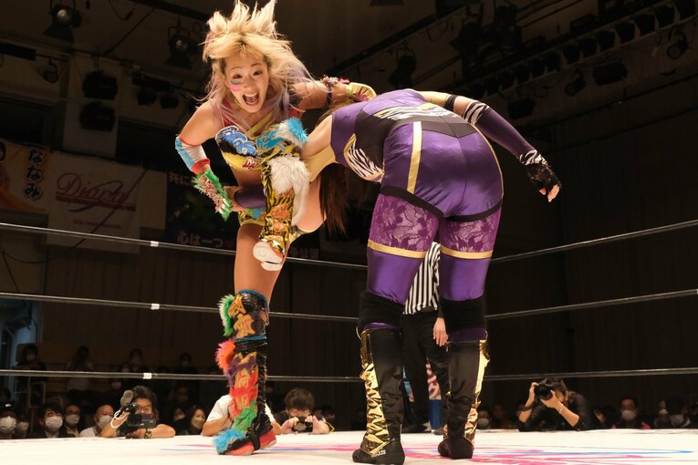 「ギャン期」ウナギ・サヤカとタイガー・クイーンの“初遭遇”に見た期待感…正反対の2人は女子プロレス界の看板カードになり得るか？(14)