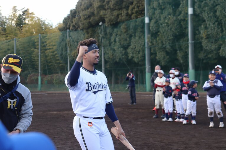 子どもたちの注目を一身に集める