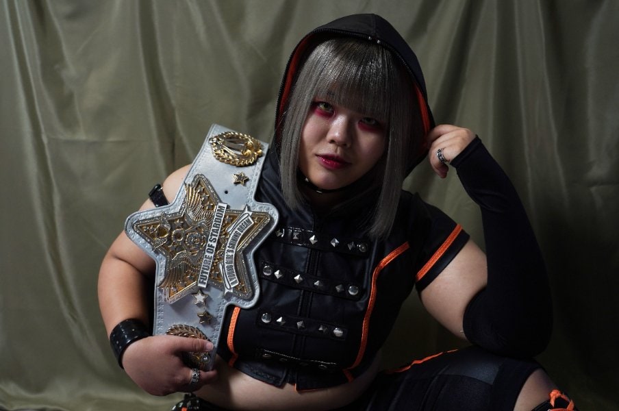 17歳でプロレスキャリアはもう5年 スターダムの未来を担う琉悪夏が明かした 同い年ライバル との エモい防衛戦 への思い プロレス Number Web ナンバー