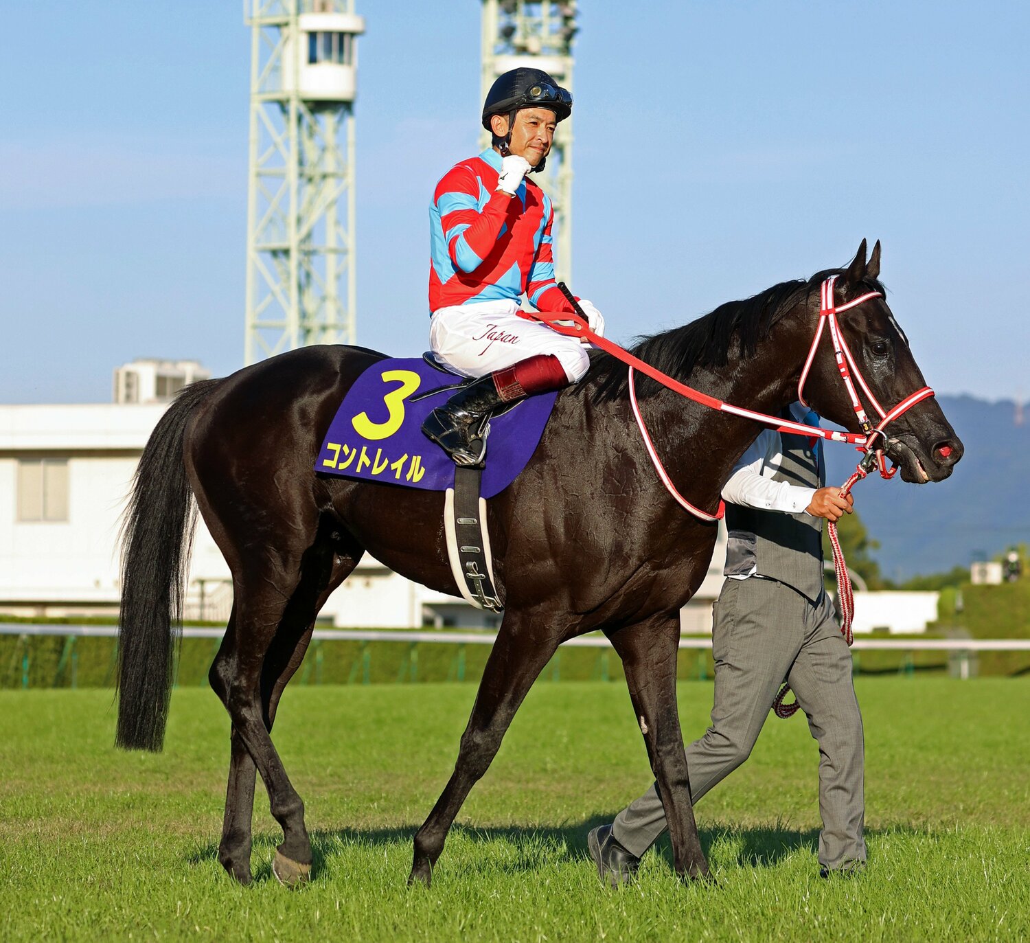 無敗でクラシック三冠を達成した昨年の菊花賞から、勝利に見放されているコントレイル　©JIJI PRESS