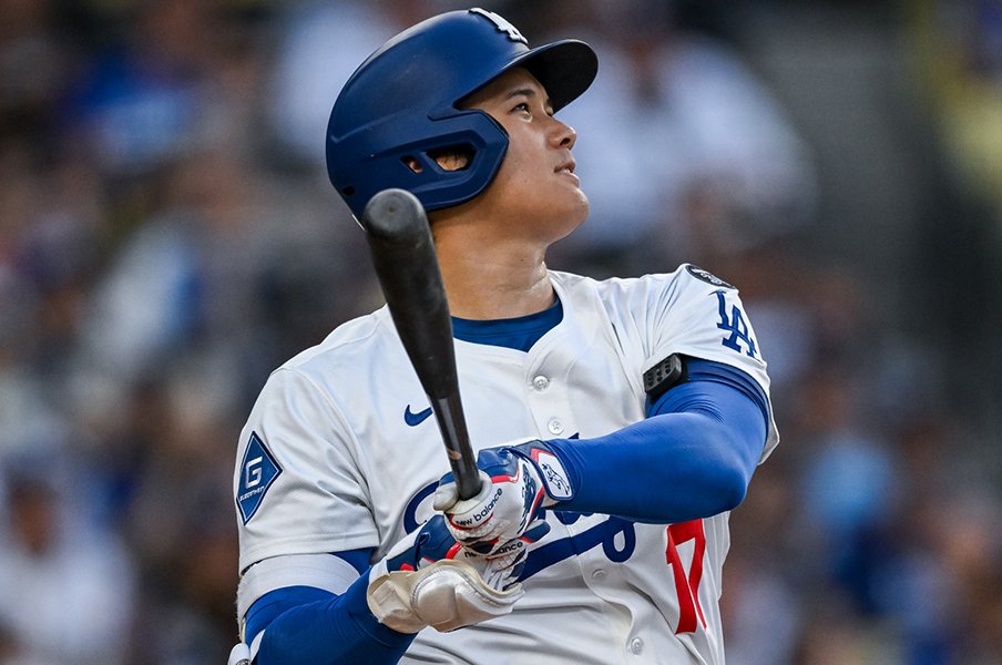「れ、0.005％」大谷翔平ホームランボールの“衝撃数字”「逆方向が7本→14本に倍増」ドジャースタジアム2年間57発の着弾点を調べてみた＜Number Web＞ photograph by Nanae Suzuki