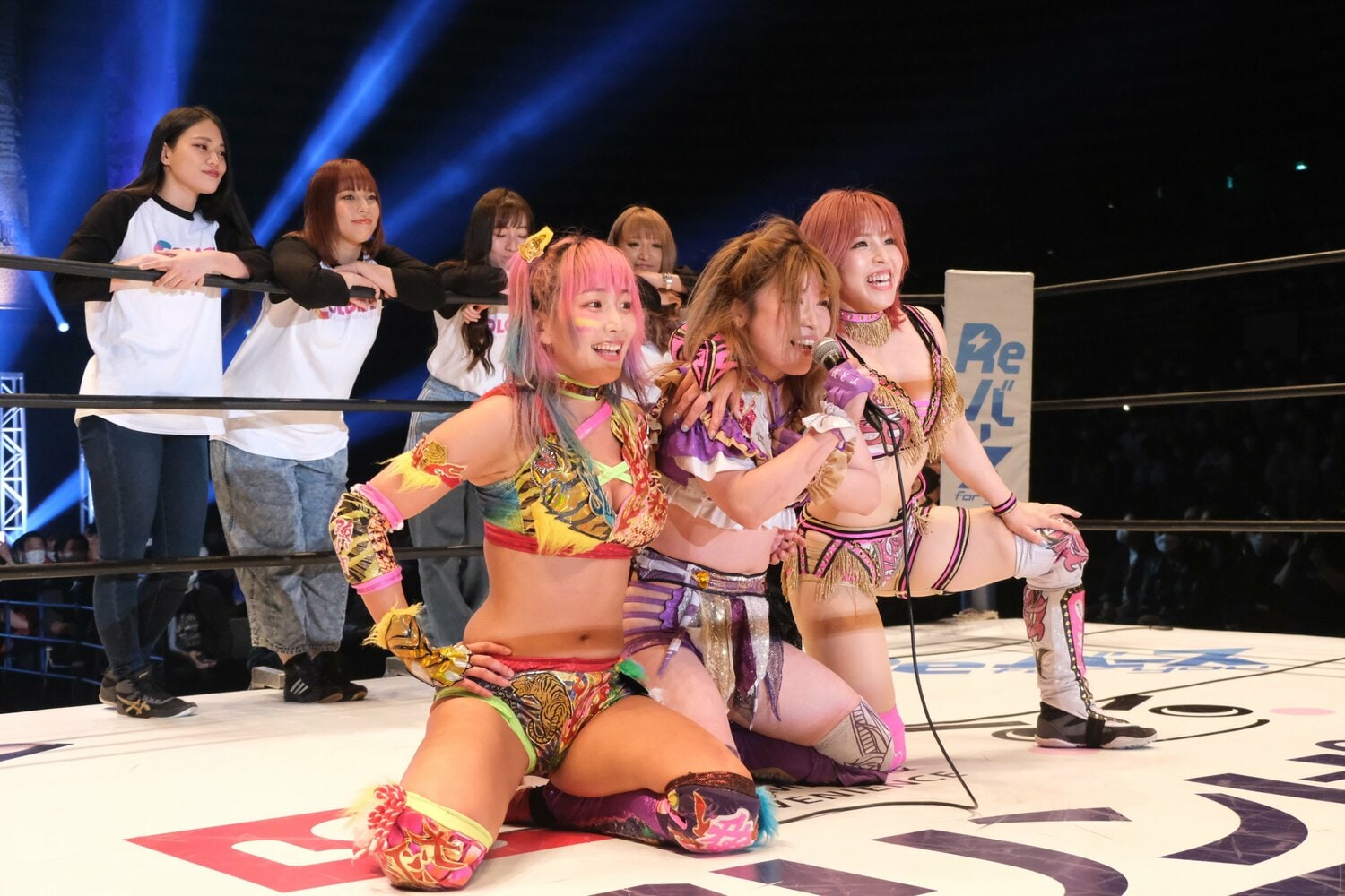 4.29スターダム大田区大会。コズミック・エンジェルズが勝利するとCOLOR'Sもリングへ