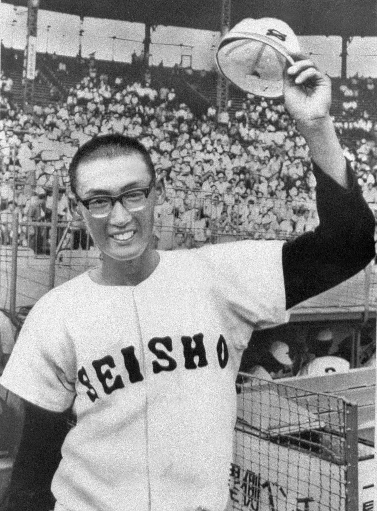 新浦は1968年、静岡商業のエースとして夏の甲子園で準優勝を果たした　©Sankei Shimbun