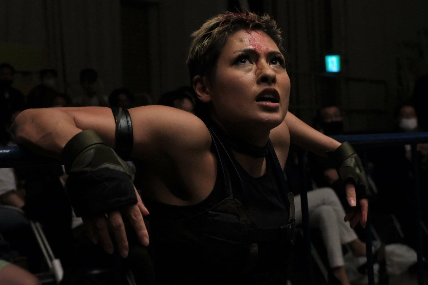 血を流すジュリア