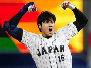 大谷翔平「本人が一番苦しかったと」村上宗隆サヨナラ打を初球ファウルで予感したワケ…試合後は「エンゼルス同僚にピース」〈WBC優勝舞台ウラ〉