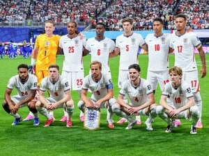 「彼は本当にワールドクラス」“サッカーの母国”でレジェンドたちが評価したW杯「日本代表選手」は誰だった?「彼のプレッシング能力は特別だ」