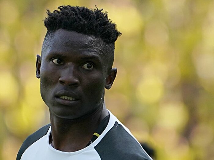 J2の昇格争い、柏の優位は不動。自動昇格枠やプレーオフ候補は？＜Number Web＞ photograph by Getty Images