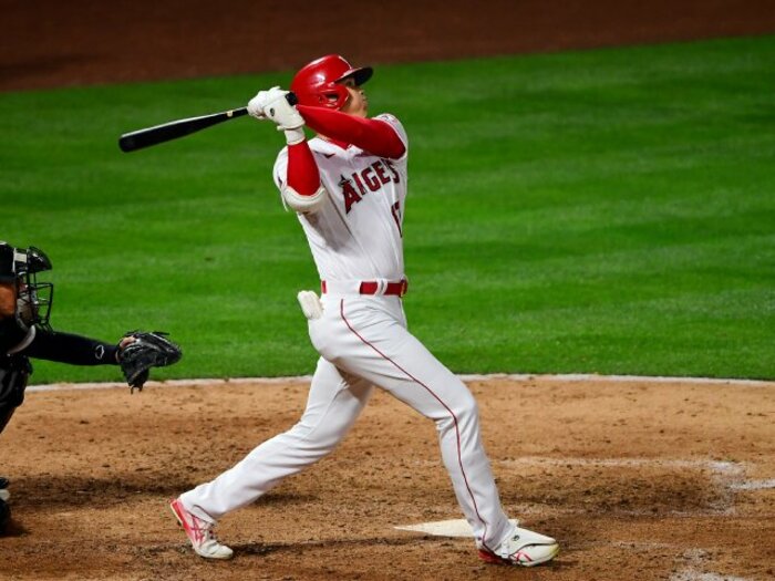 大谷翔平と歴史的快挙。球団史上最速の“打球の初速”、リアル二刀流で目指す“未踏の領域”とは＜Number Web＞ photograph by Getty Images