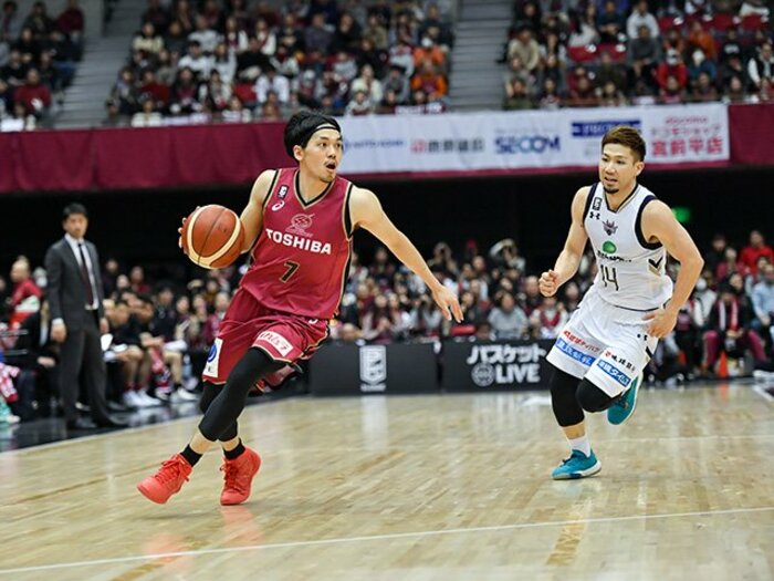 Bリーグ川崎・篠山竜青が寄付活動。プロ選手は常にカッコよくあれ！＜Number Web＞ photograph by kawasaki bravethunders
