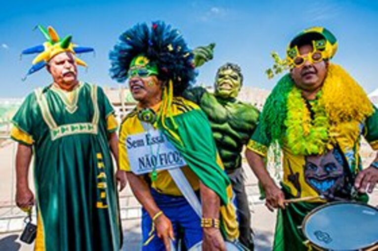 夜中の救急病院、ブラジルのトラウマ、そしてフットボールしかない小さな国。 (3)