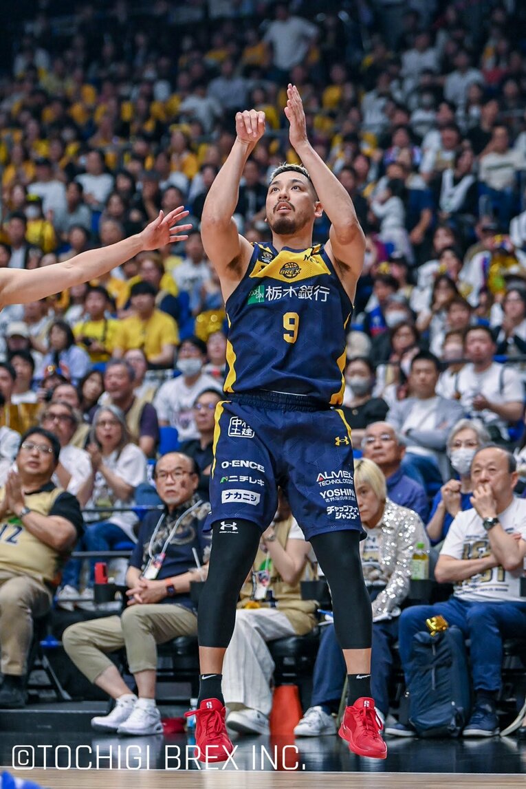 もともとディフェンスに定評があった遠藤だが、ロングショットの成功率も高い　©TOCHIGI BREX INC.