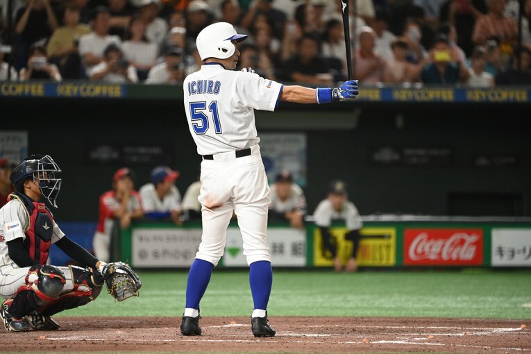 昨年9月、イチロー率いる「KOBE CHIBEN」で同僚となった2人 　©Naoya Sanuki