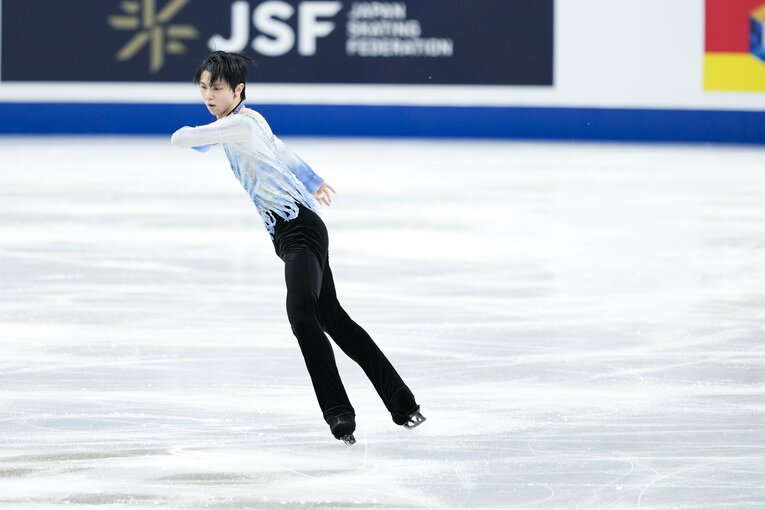 2021-2022シーズンのショートプログラム『序奏とロンド・カプリチオーソ』　©Asami Enomoto