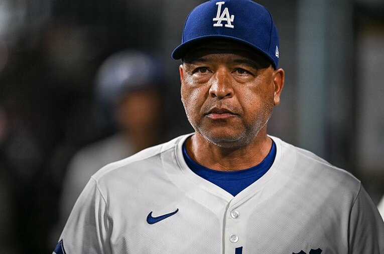 ドジャースで就任2度目のWS制覇を成し遂げたロバーツ監督。ポストシーズンで勝てず“批判された監督”の素顔とは ／ photograph by Nanae Suzuki