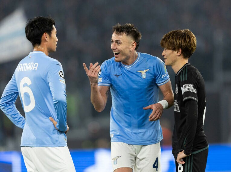 鎌田と古橋の試合中会話に、なぜかラツィオのパトリックが参戦　©Getty Images