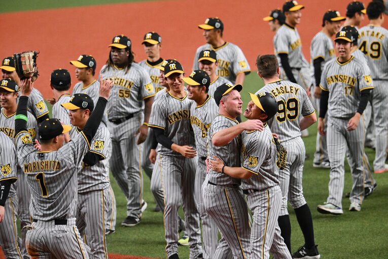 日本シリーズ…伝説の第7戦。ビールかけまで一気に！　©Nanae Suzuki