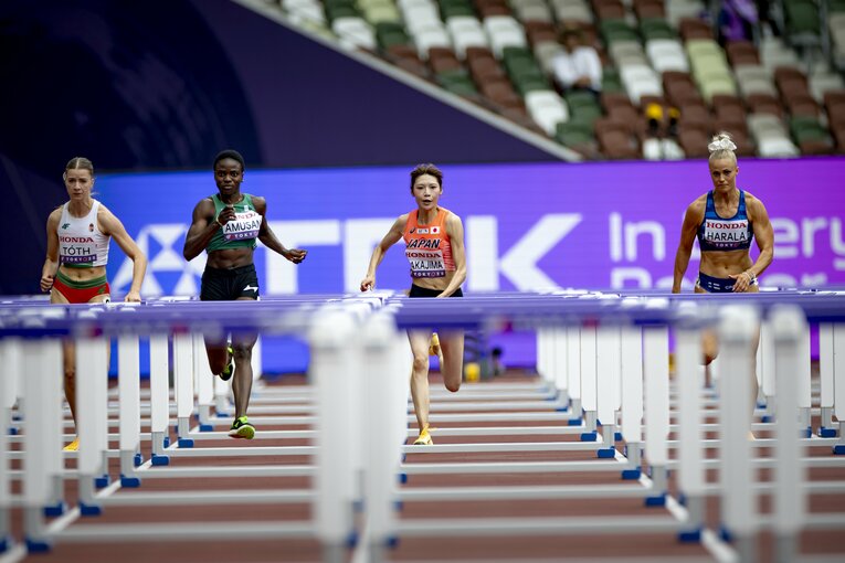 【東京世界陸上】100mハードル予選を走る中島ひとみ（長谷川体育施設）　©Kiichi Matsumoto