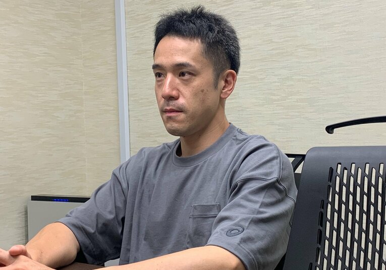 日本代表活動を終えた後も、SVリーグに向けて準備に奔走していた大阪ブルテオン・伊藤健士コーチ（筆者撮影）