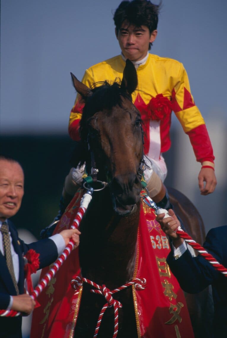 第63回日本ダービーを制したフサイチコンコルドと藤田伸二（1996年）©︎Keiji Ishikawa