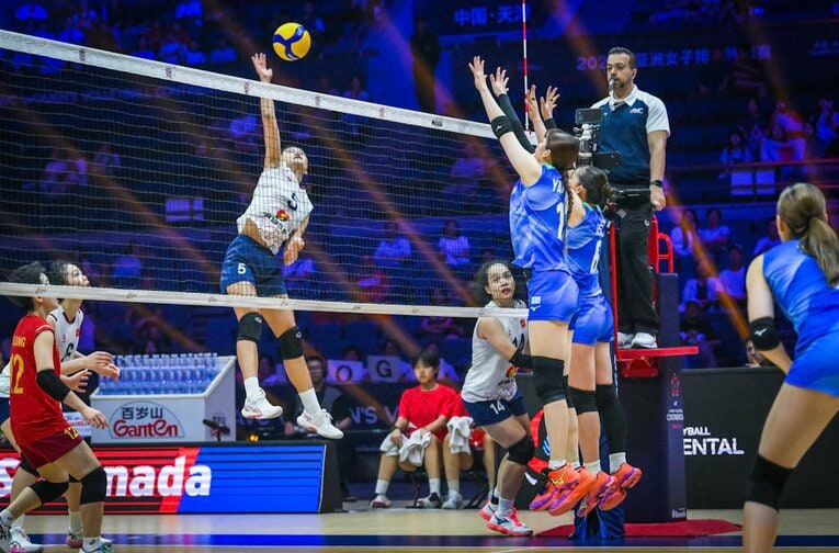 ©︎Volleyball World