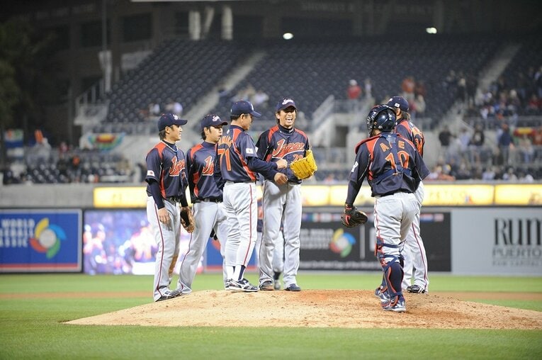 小松聖、山田久志コーチ　©︎Naoya Sanuki