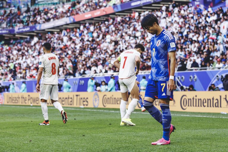 67分に投入された三笘薫も、試合の流れを変えることはできなかった　©Kiichi Matsumoto