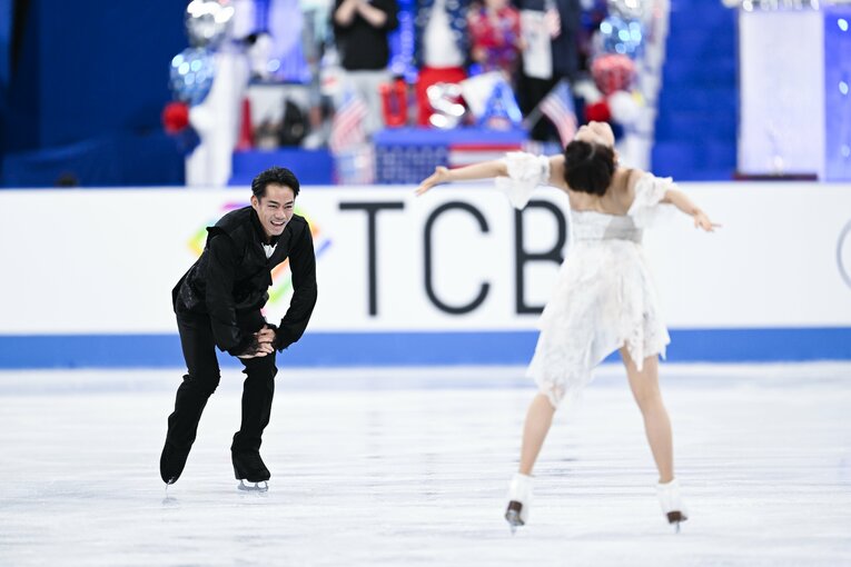 高橋からは思わず笑みが溢れる　©Asami Enomoto