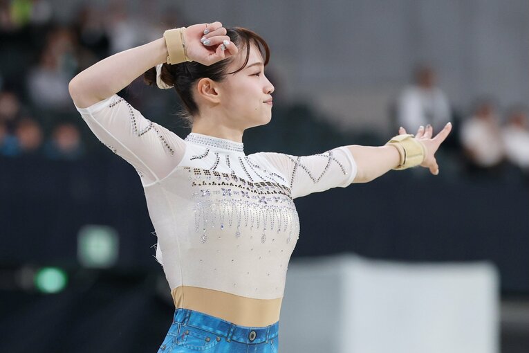 10年ぶりのNHK杯優勝を飾った杉原愛子【スワイプするとそのほかの写真もご覧になれます】　©JIJI PRESS