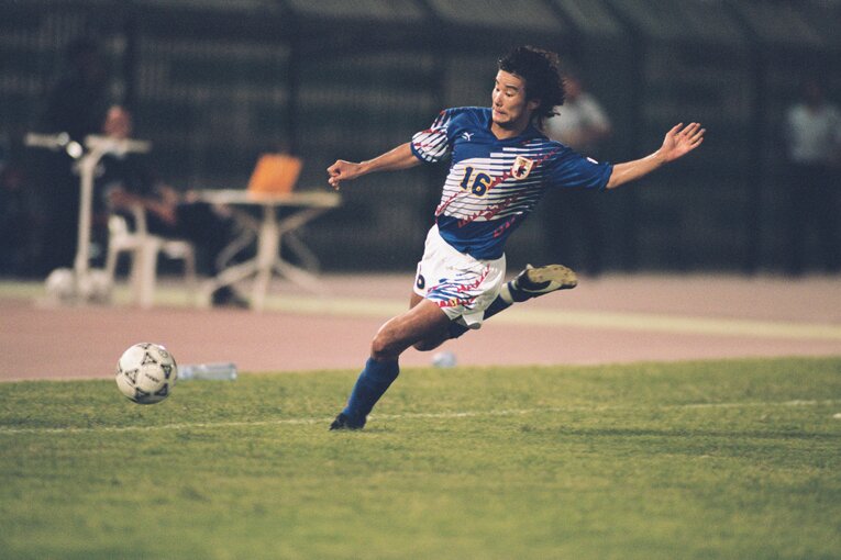 中山雅史はガッツあふれるプレーが身上だった　©BUNGEISHUNJU