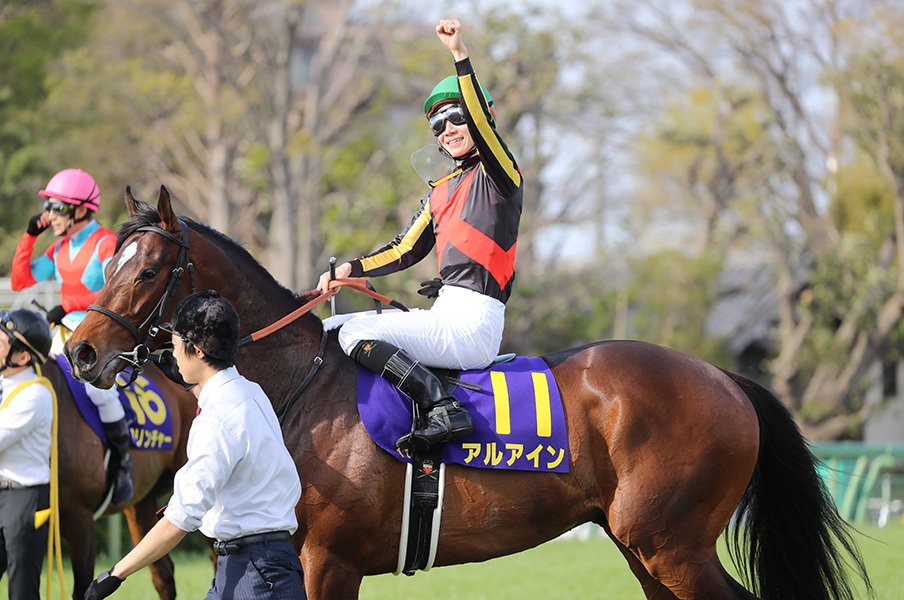 今年の牡馬が弱い、は間違いだった。皐月賞をレコードでアルアインが制覇。<Number Web> photograph by Yuji Takahashi