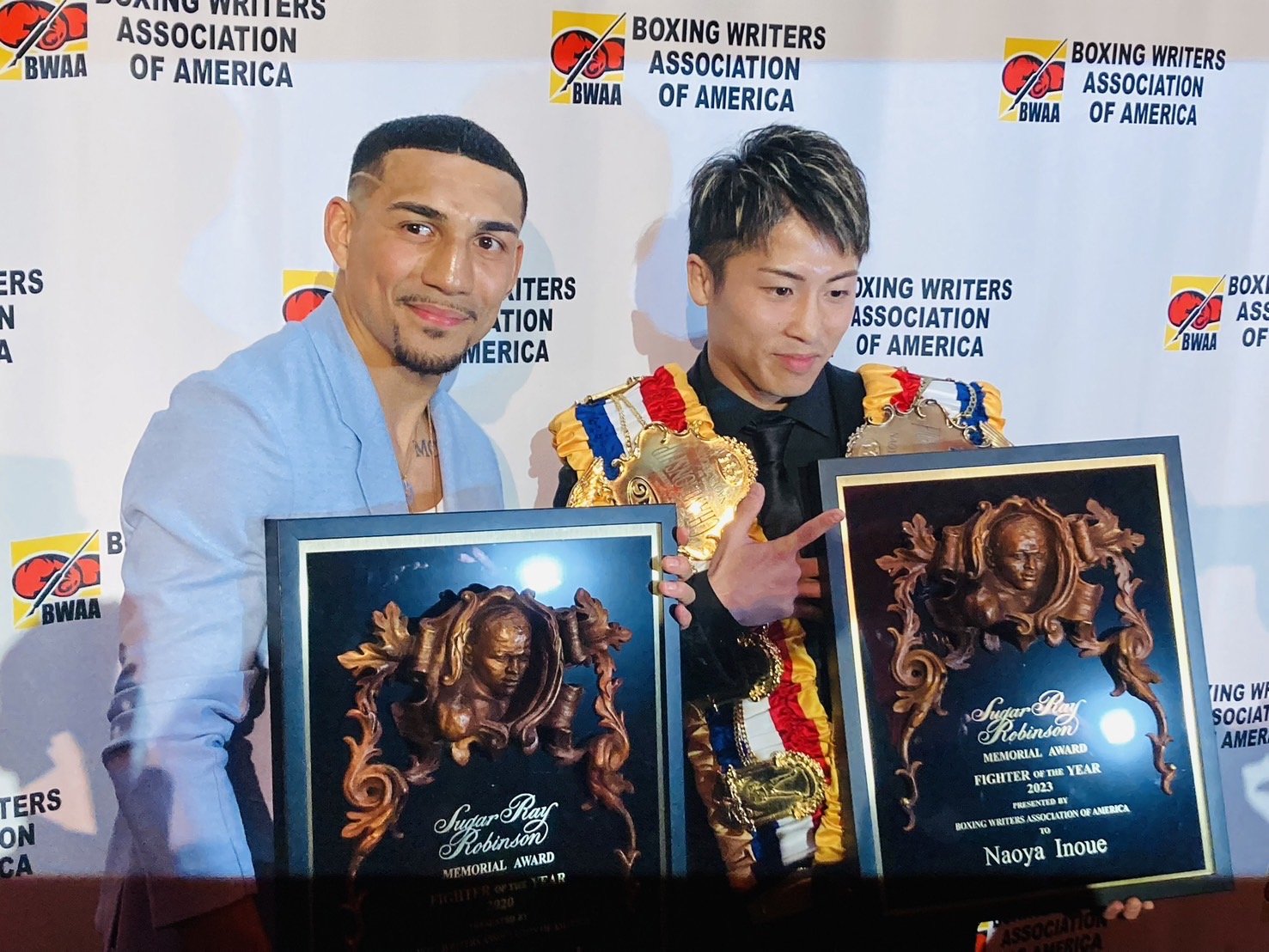 WBO世界スーパーライト級スーパー王者のテオフィモ・ロペスは井上チャンピオンの登場に興奮気味（筆者撮影）