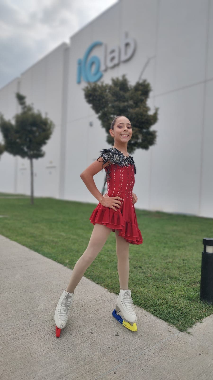 スケート場でのマリア　写真は本人提供