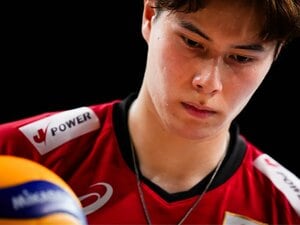 男子バレー日本代表としてネーションリーグを戦っている高橋藍（22歳）。キャプテンを務めた東山高校時代の秘話を紹介する
