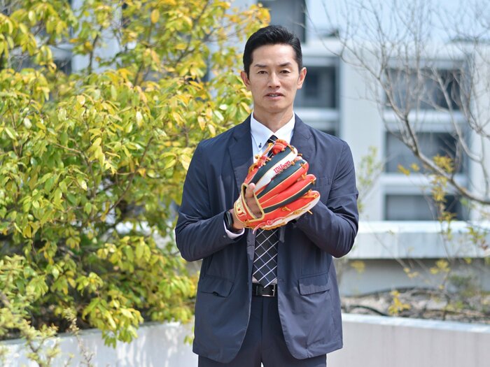 「140kmも出なくなって…」95年ヤクルト“最強ローテ”の山部太がサイドスロー転向で見せた意地…1年だけの輝きの後に「細く長く、よくやったな」＜Number Web＞ photograph by Hideki Sugiyama