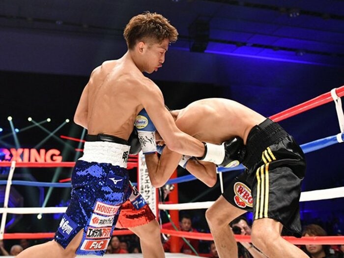 井上尚弥がスーパーフライ級を卒業。「ヒリヒリする試合」を求めて。<Number Web> photograph by Hiroaki Yamaguchi
