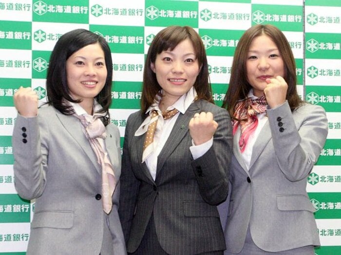 チーム設立ラッシュの女子カーリング。なのに……ソチ五輪出場がピンチに!!＜Number Web＞ photograph by NIKKAN SPORTS/AFLO