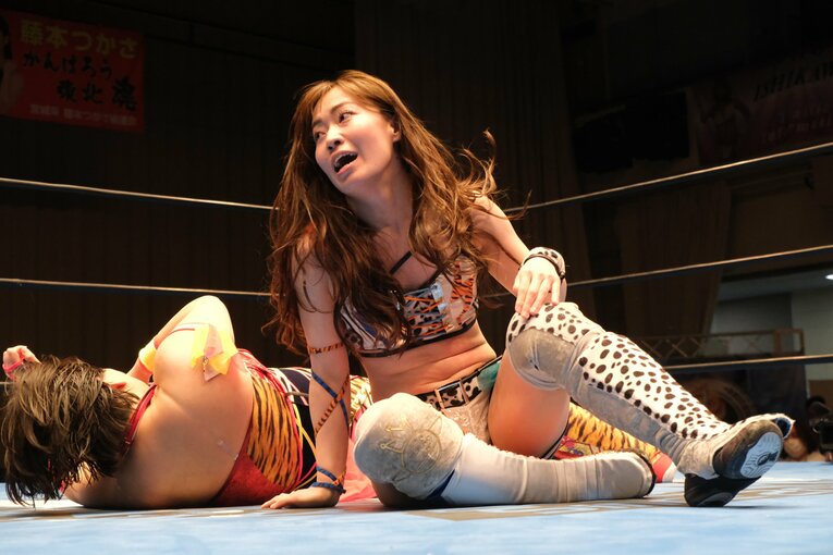 “京都のバスガイド”は人気女子プロレスラーに…清水ひかり（29）を突き動かしたスターダム中野たむの姿「だって大好きなんですもん」(56)